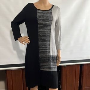 Ann Taylor grey/black midi dress size M